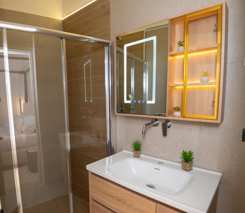 Lost In The View, Luxury Apartment With Seaview ريثيمنو المظهر الخارجي الصورة